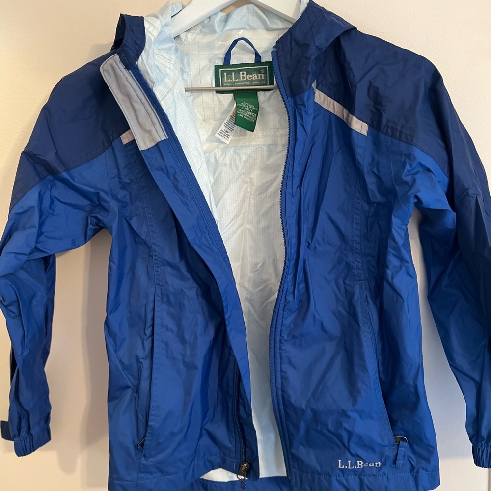 L.L. Bean little kids rain jacket size 6x/7